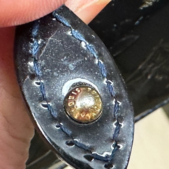 WOW POSHMARK - XL Authentic Louis Vuitton Patent Leather Monogram Wallet - Picture 16 of 16